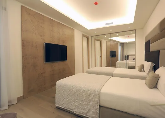 Aparthotel Cosmo 4*